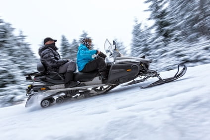 Kjøp snøscooter & snøfreser med kredittkort